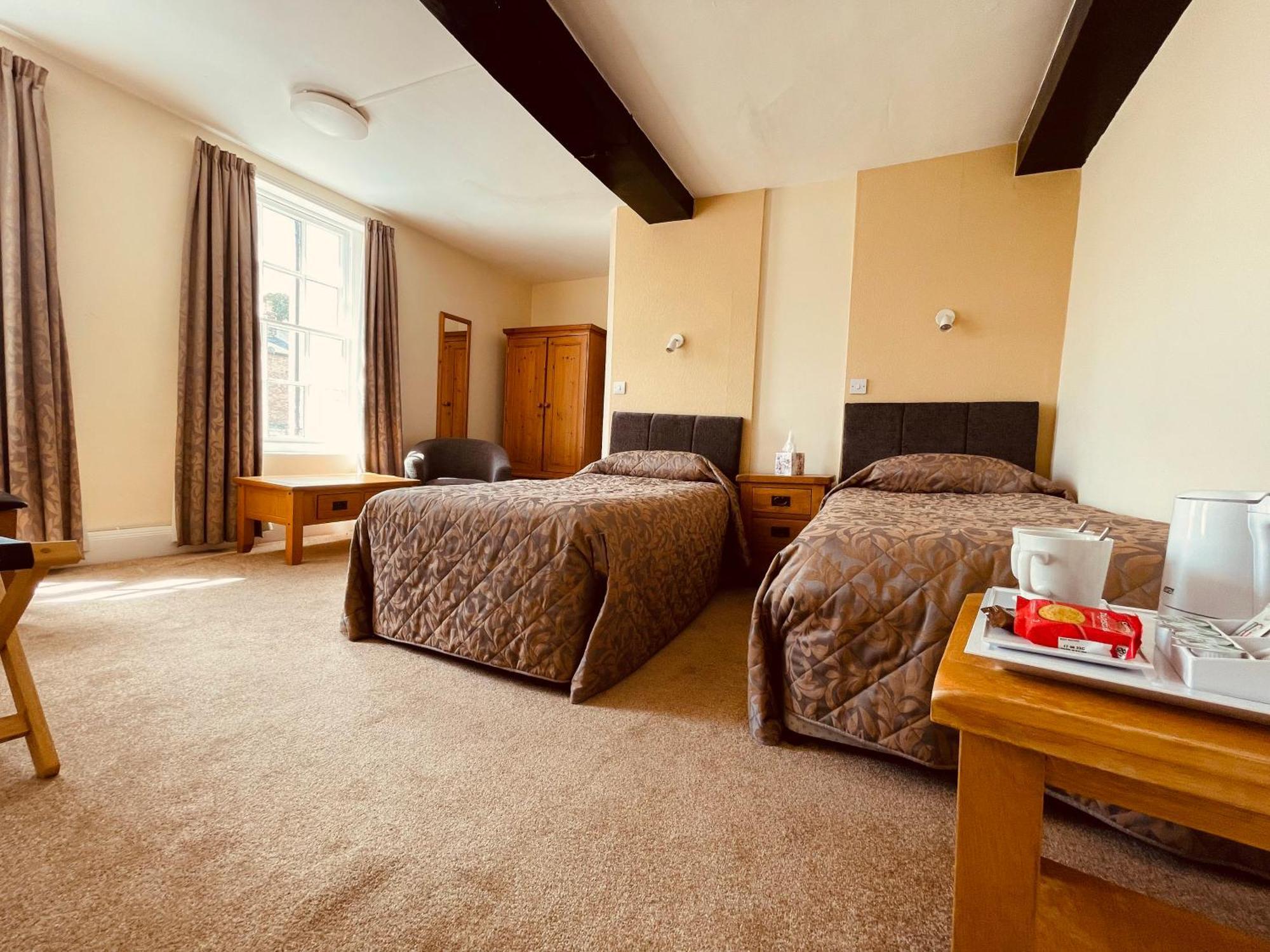 Cain Valley Hotel Llanfyllin Zimmer foto